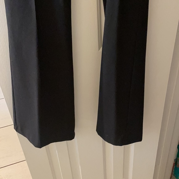 Used - Picture 2 of 5